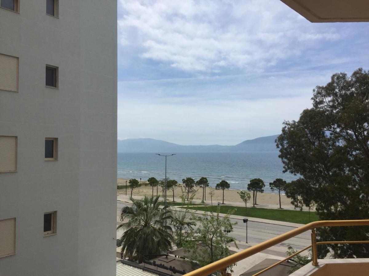 Sea View Apartment Onorato 1 Vlorë Eksteriør bilde